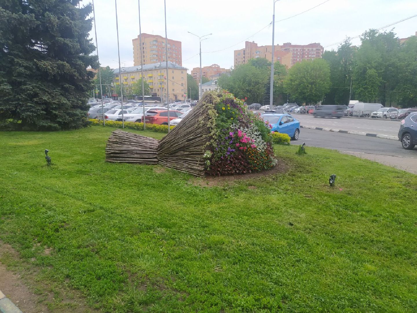 Истра, цветник, благоустройство