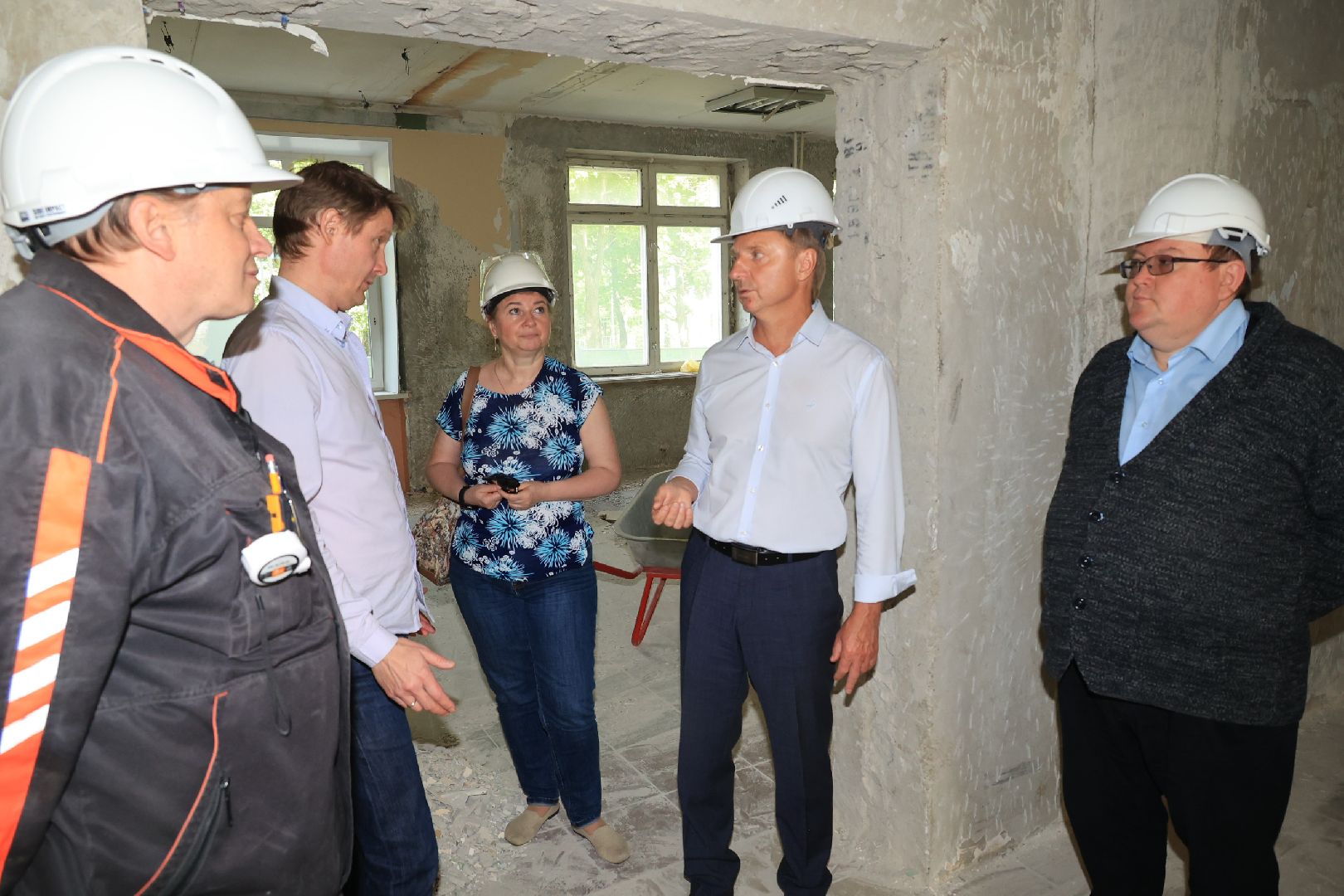 капремонт, поликлиника, Дзержинский