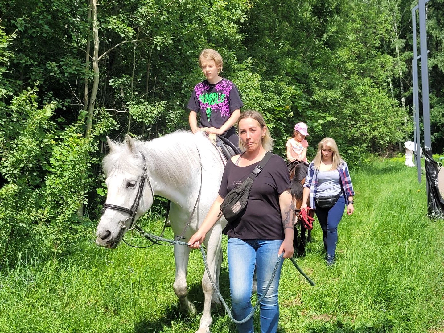 конная прогулка; видное; апаринки; казачий дозор