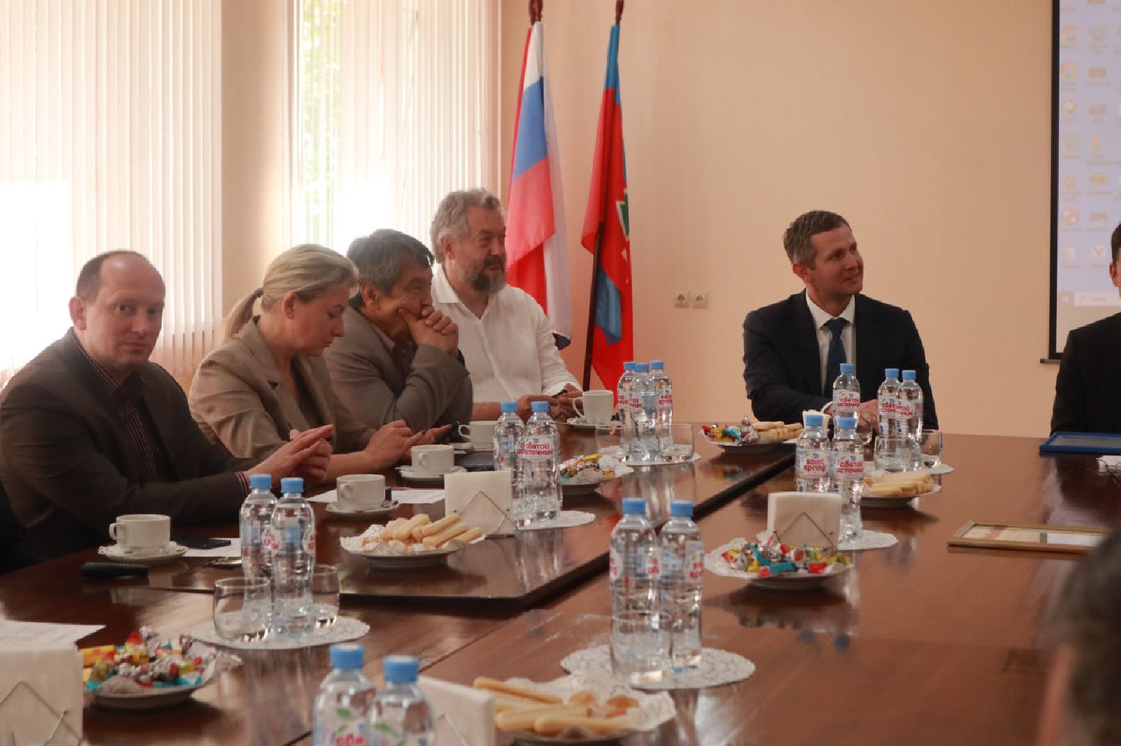 Пущино, экономика, бизнес