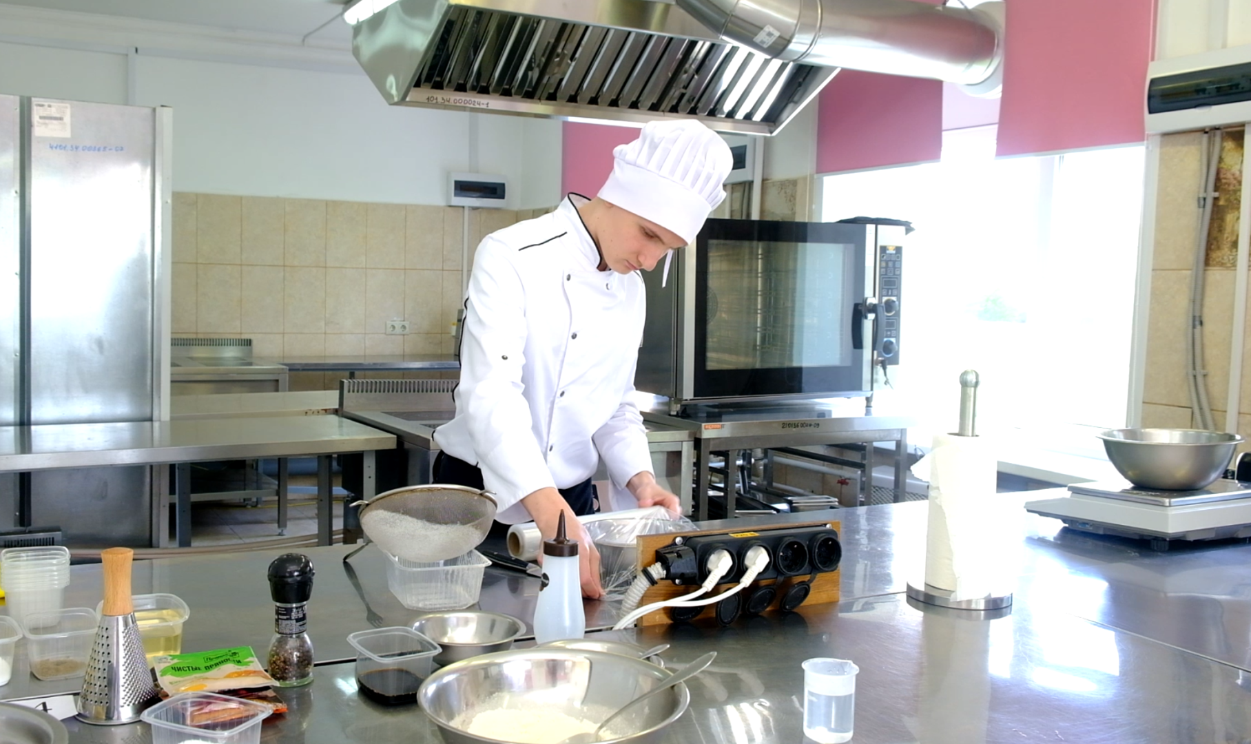 Солнечногорск, абилимпикс, выпечка, конкурс, колледж