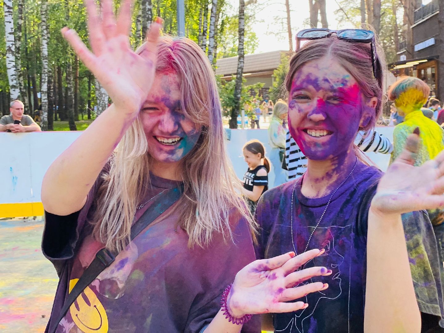 Домодедово, парк Елочки, Холли, фестиваль красок