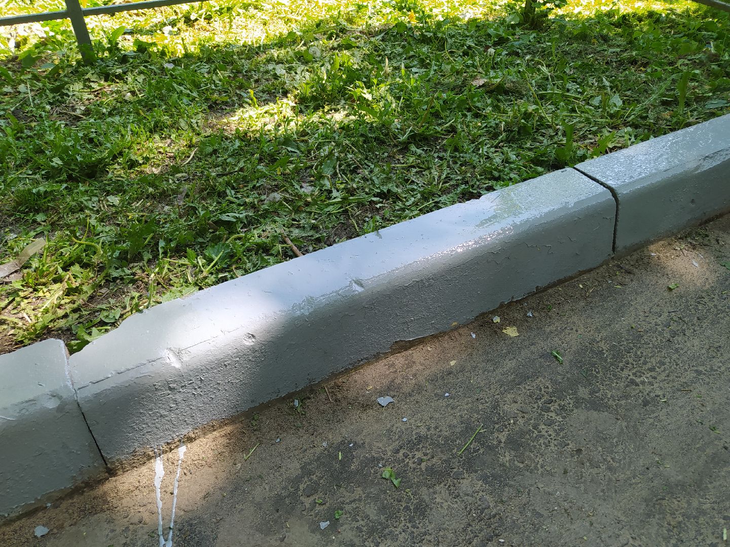 Покраска, бордюр, благоустройство