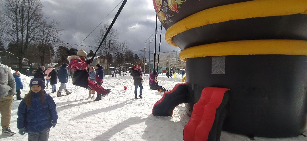 Масленица, гуляния, Щёлково, Загорянский, дрова, боулинг, матрёшки