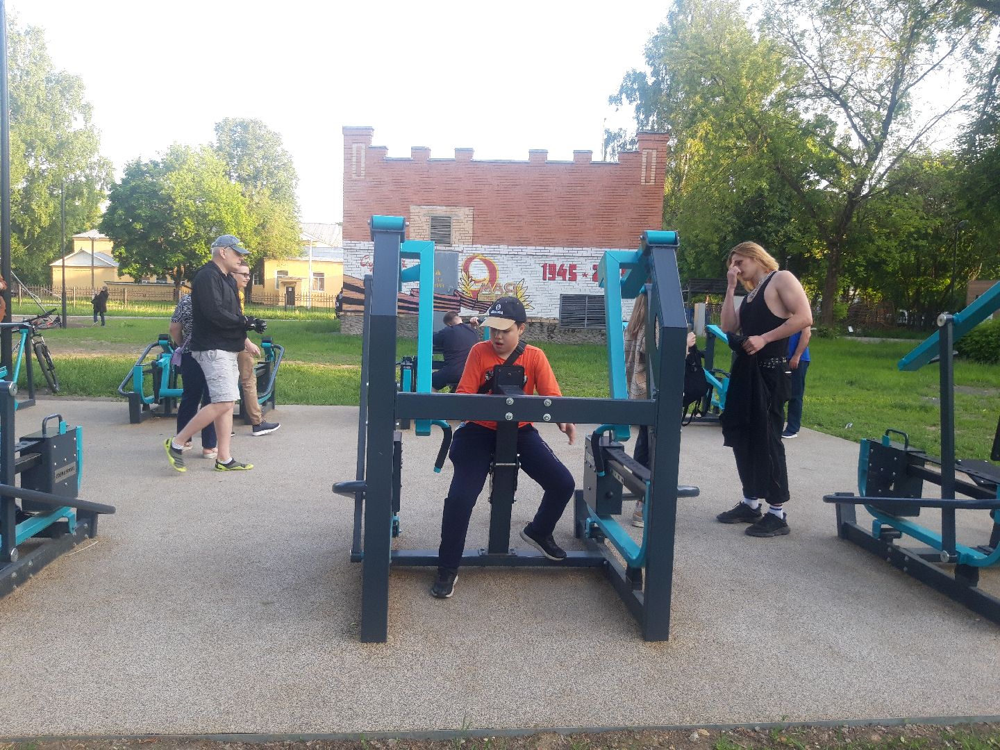 детский спорт, стадион, доброе дело,