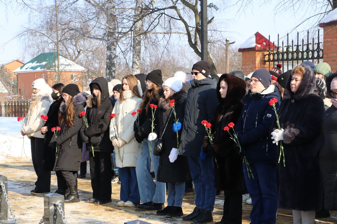 Серебряные Пруды, память, ветераны