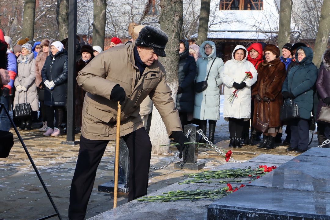 Серебряные Пруды, память, ветераны
