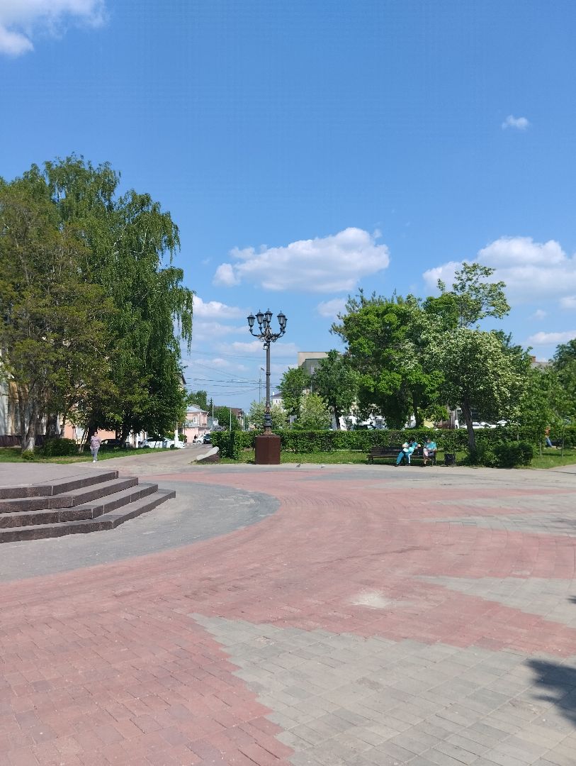 Благоустройство, озеленение, сквер Бугрова, Ногинск, Богородский городской округ