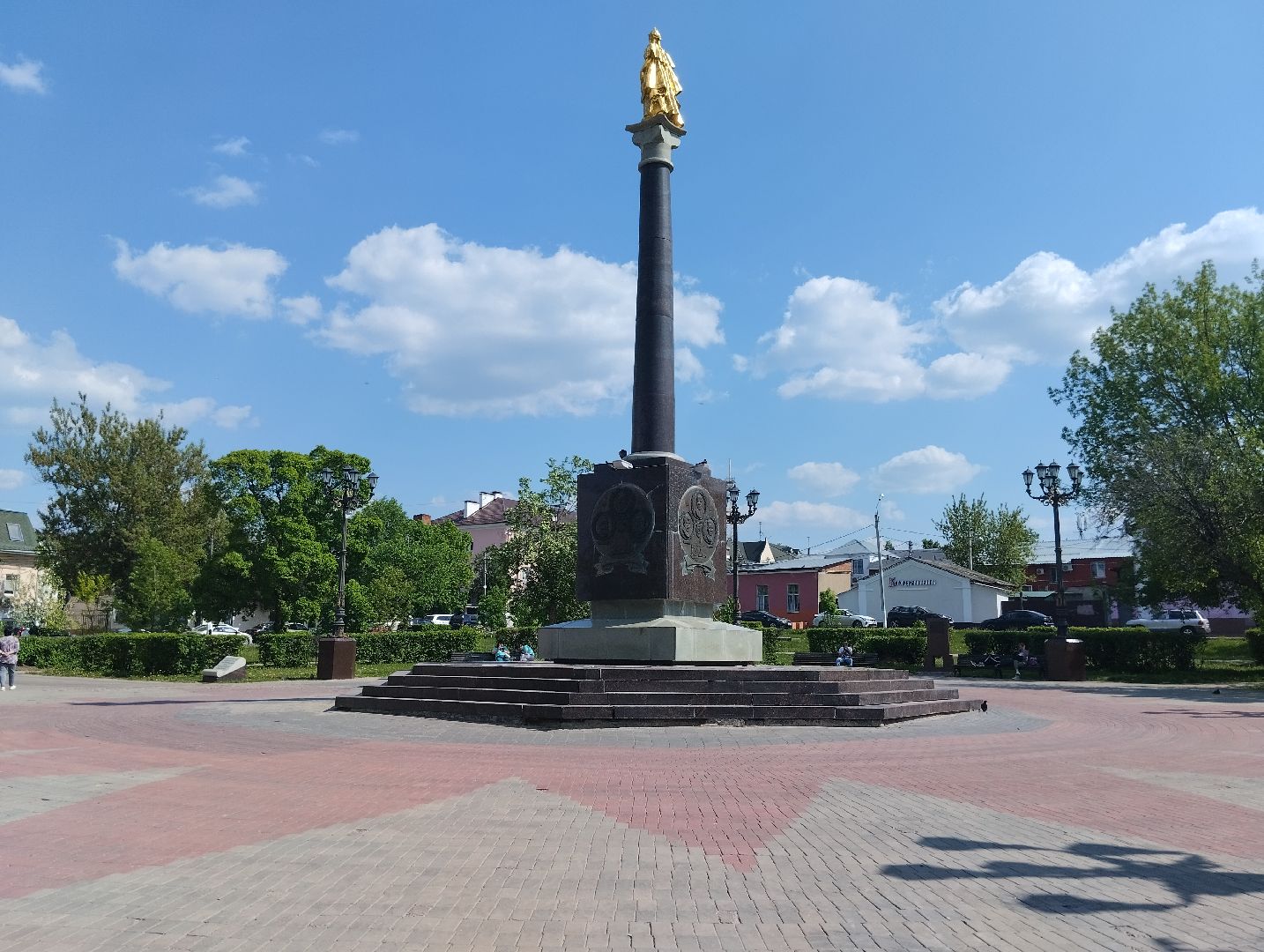 Благоустройство, озеленение, сквер Бугрова, Ногинск, Богородский городской округ