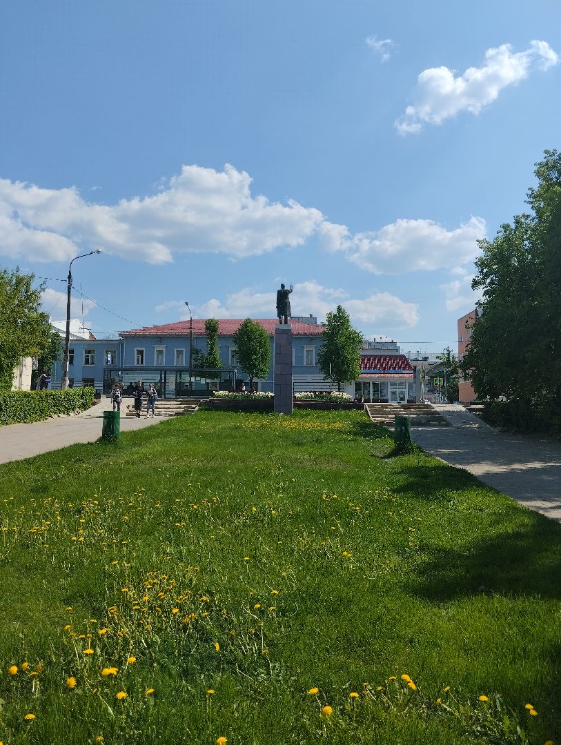 Благоустройство, озеленение, сквер Бугрова, Ногинск, Богородский городской округ