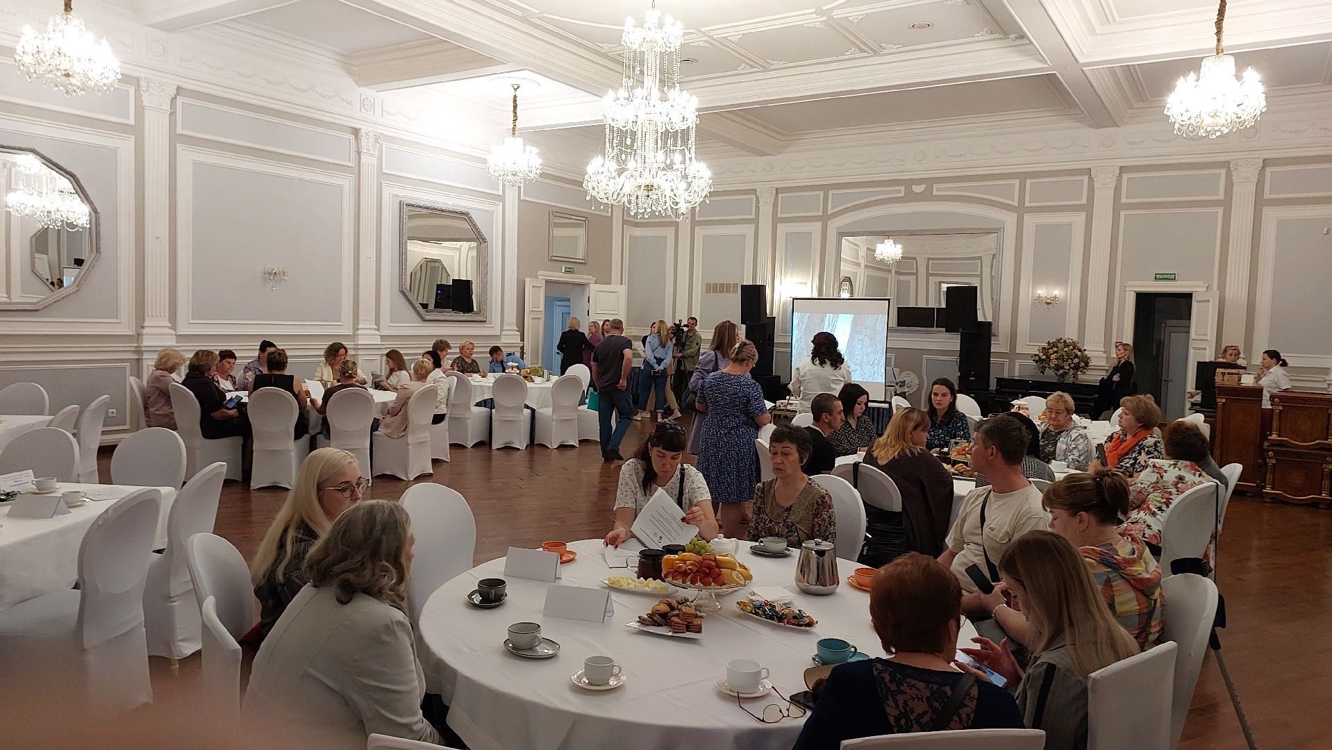 сво, спецоперация, серпухов, молебен, чаепитие, военные, семьи военных, волонтеры,