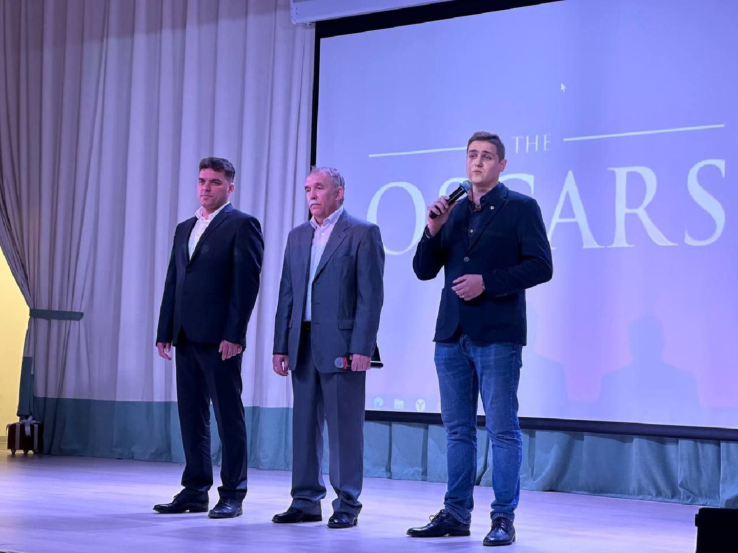 Можайск, Можайский городской округ, Подмосковье, последний звонок, школа, ЕГЭ, выпускники, образование