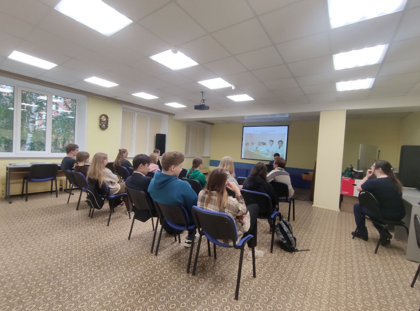 Медицина, встреча со специалистом, библиотека семейного чтения, Дубна