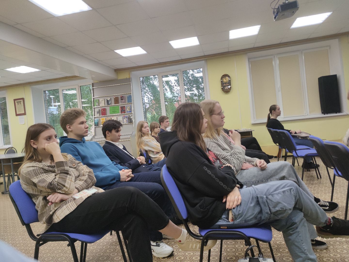 Медицина, встреча со специалистом, библиотека семейного чтения, Дубна