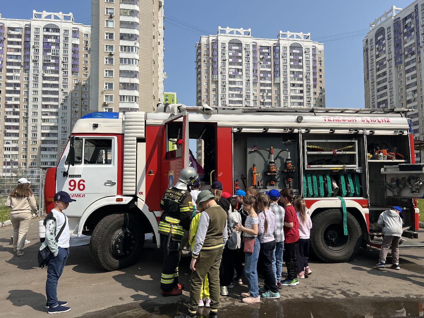 Химки, школьный лагерь, пожарные, МЧС, противопожарная безопасность