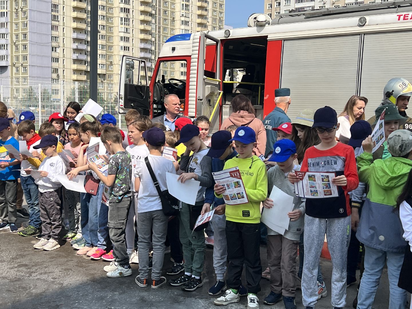Химки, школьный лагерь, пожарные, МЧС, противопожарная безопасность