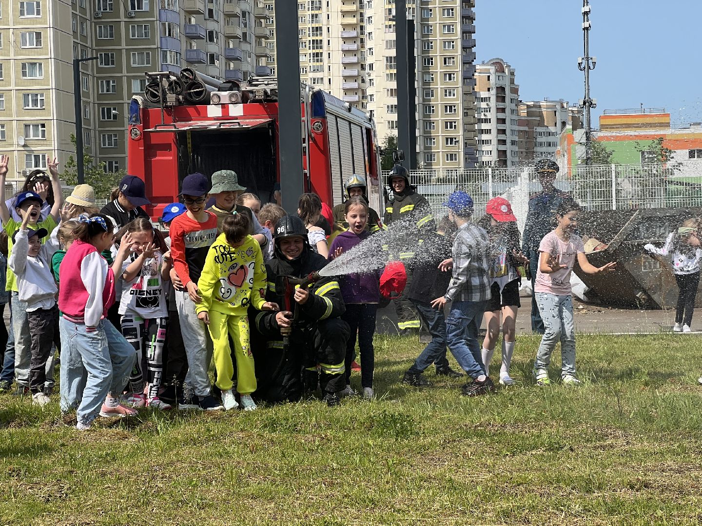 Химки, школьный лагерь, пожарные, МЧС, противопожарная безопасность