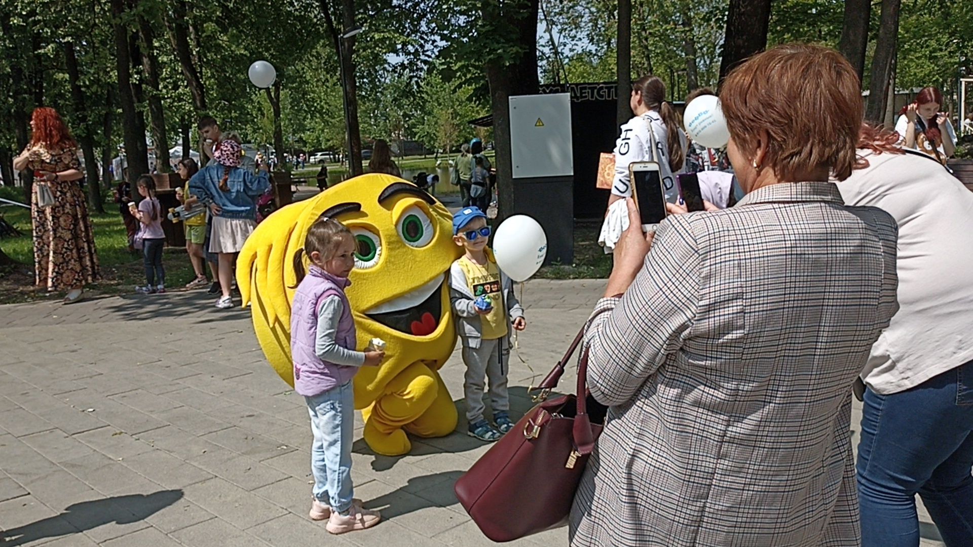 Серпухов, Подмосковье, дети, праздник, мороженое, лето