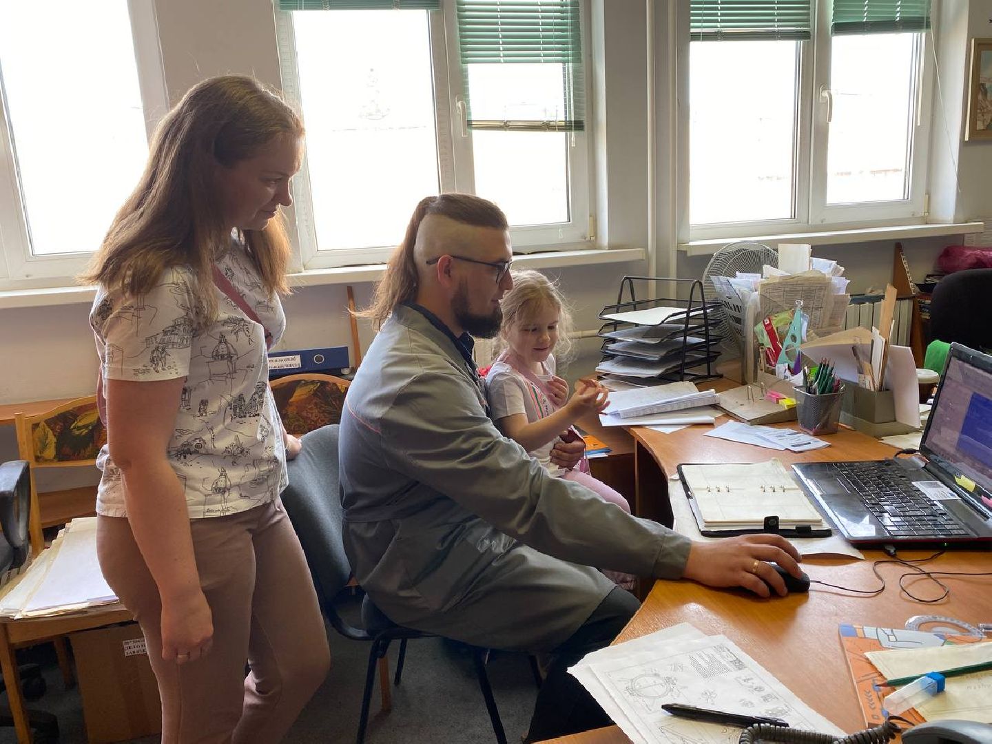 Чехов, День защиты детей, семья, праздник, девочка, работа