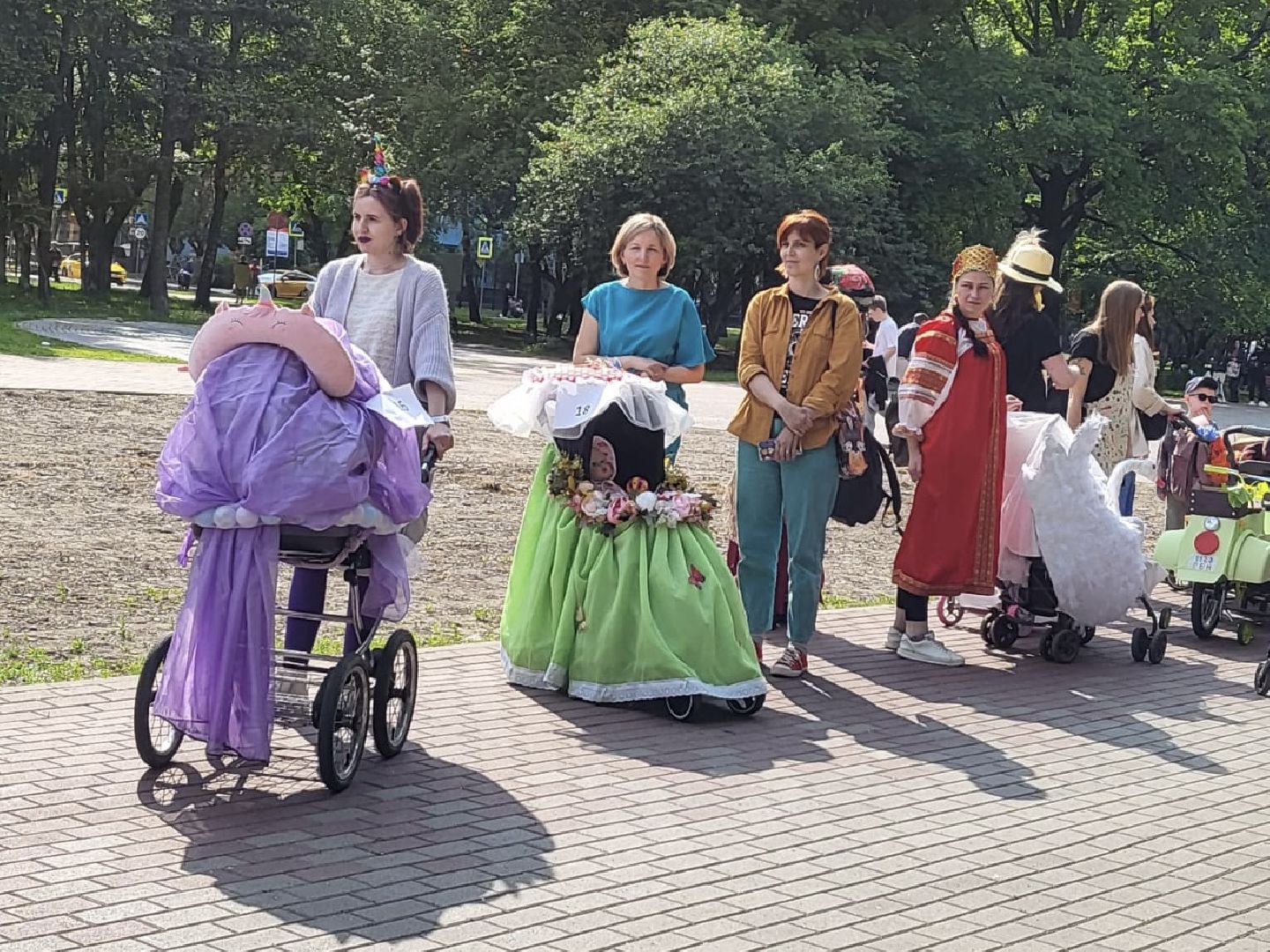 Химки, парад колясок, День защиты детей, фестиваль