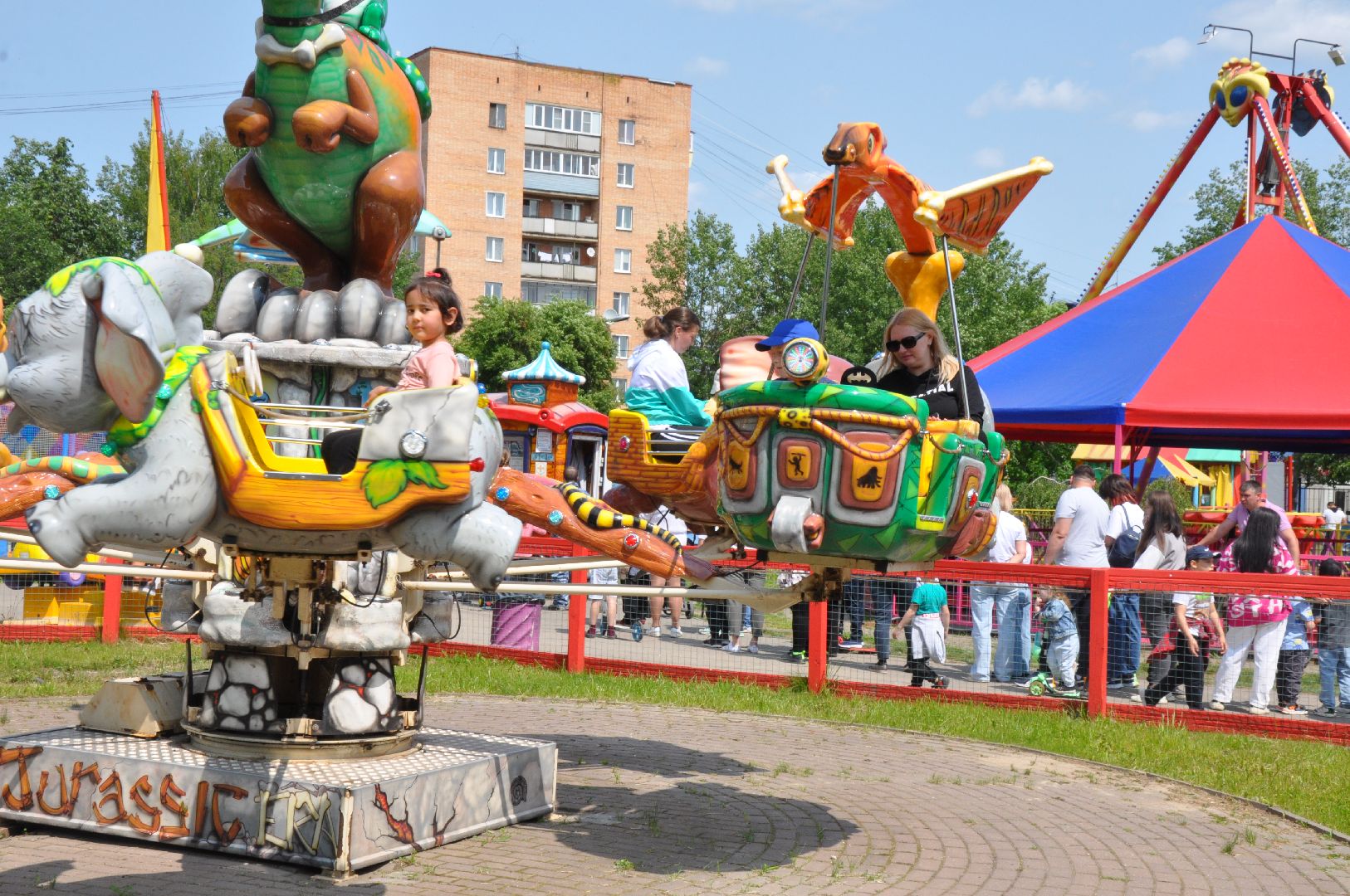 серпухов, праздник, парк, парк питомник, концерт, шоу,