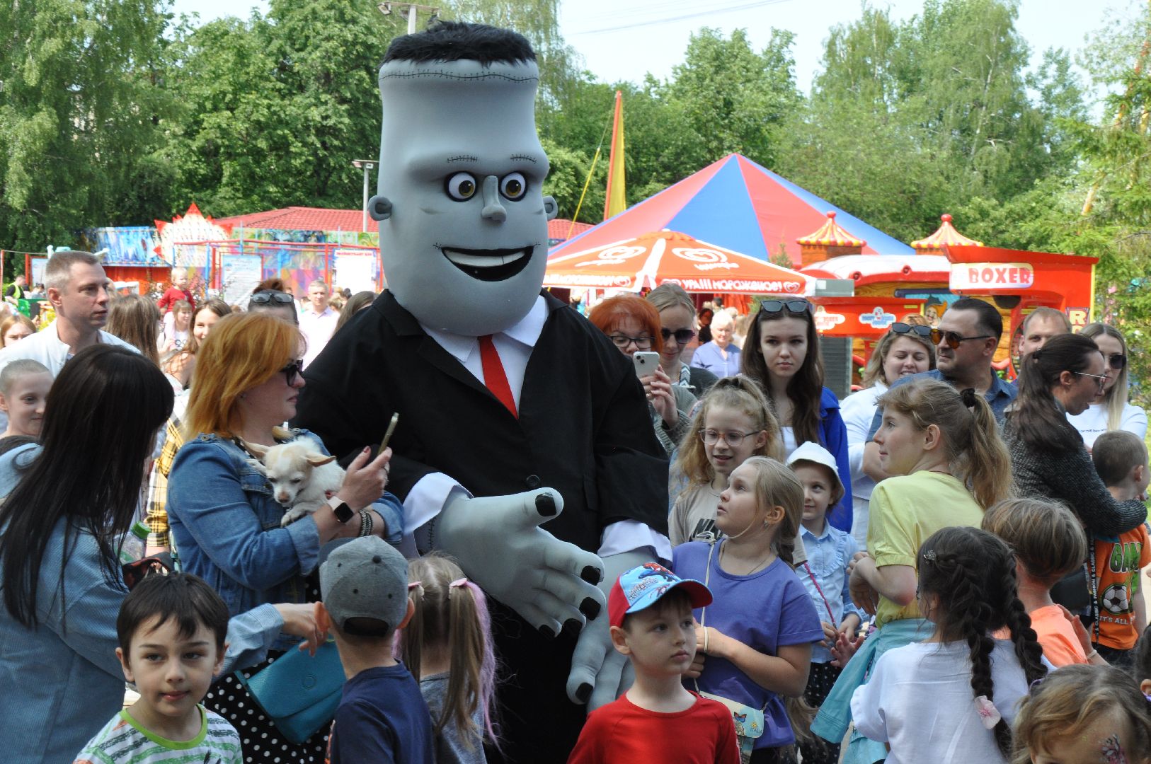 серпухов, праздник, парк, парк питомник, концерт, шоу,