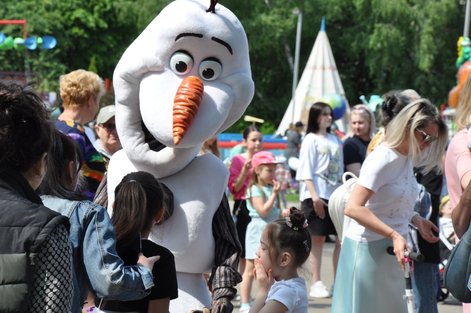 серпухов, праздник, парк, парк питомник, концерт, шоу,