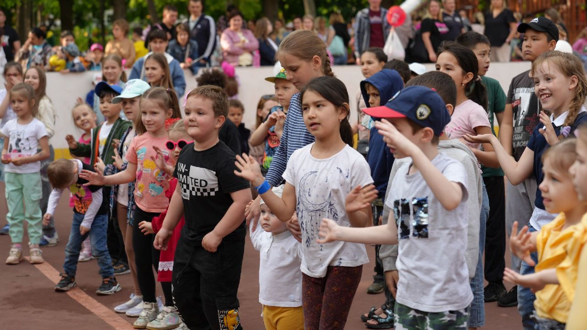 День защиты детей, праздник, Дзержинский