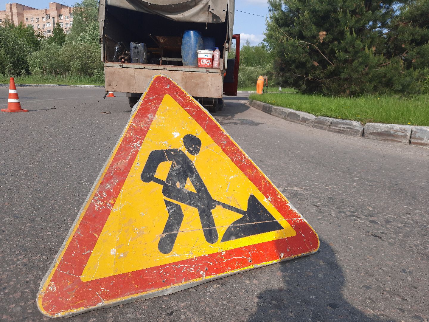 Шатура, заделали яму, Строителей 4