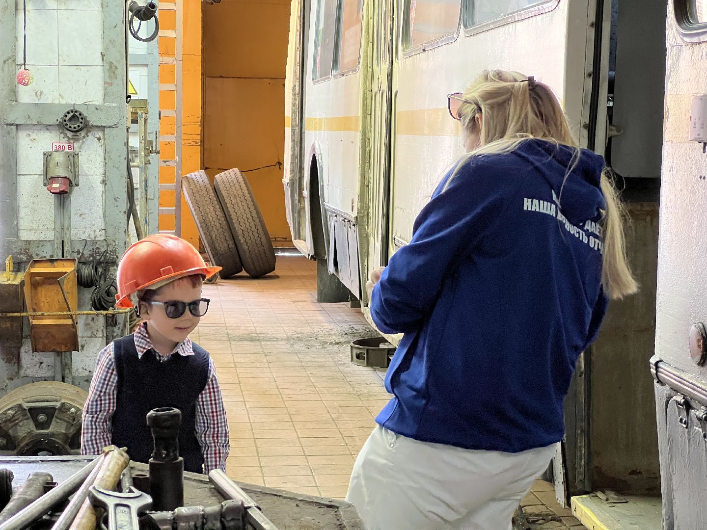 Химки, транспорт, экскурсия, Химкиэлектротранс, троллейбус, День защиты детей