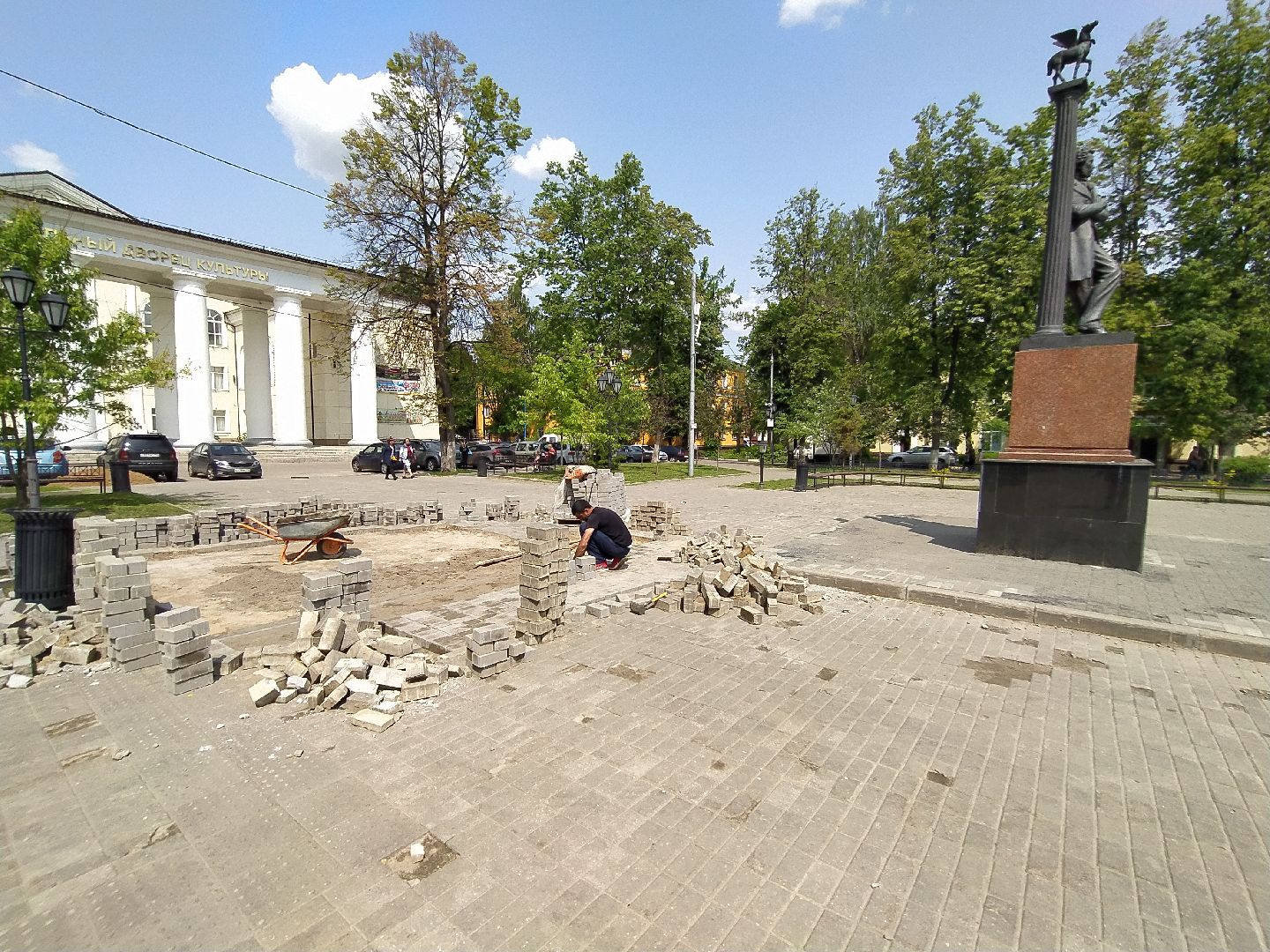 Брусчатка, замена, памятник, площадь