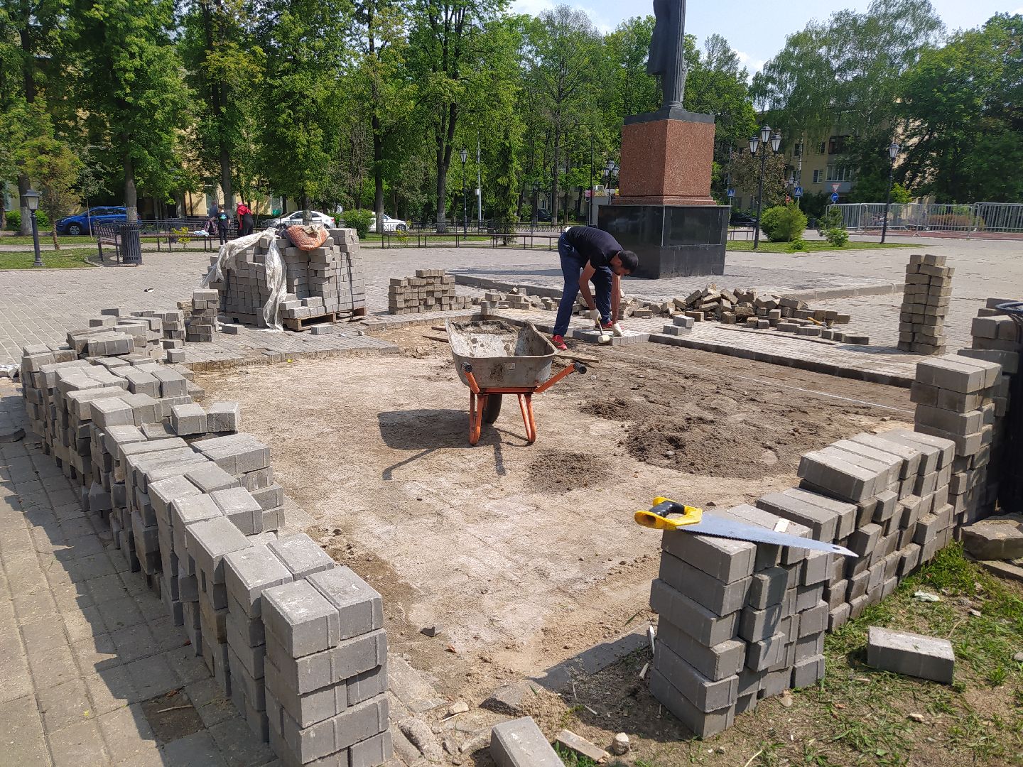 Брусчатка, замена, памятник, площадь