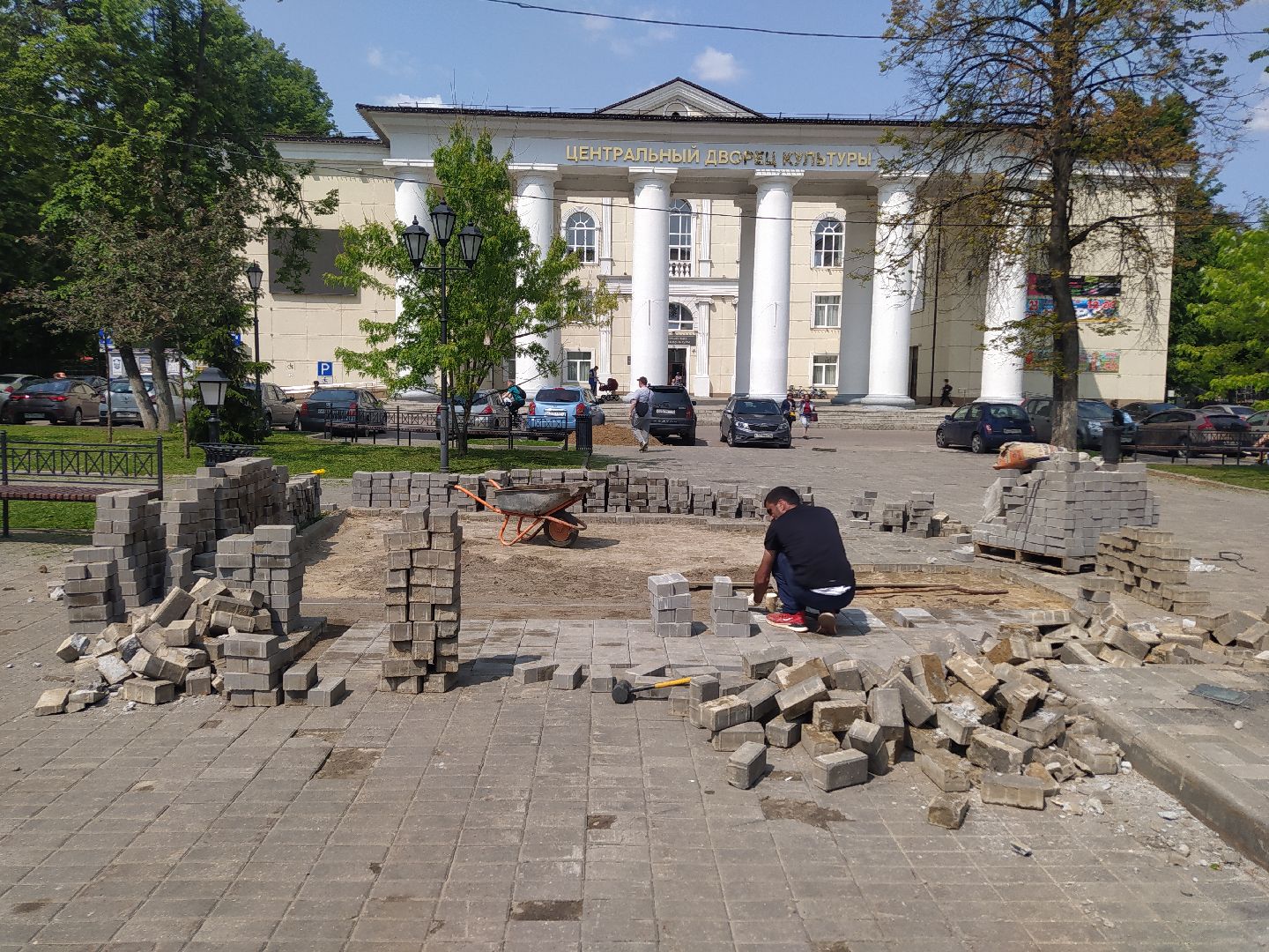 Брусчатка, замена, памятник, площадь