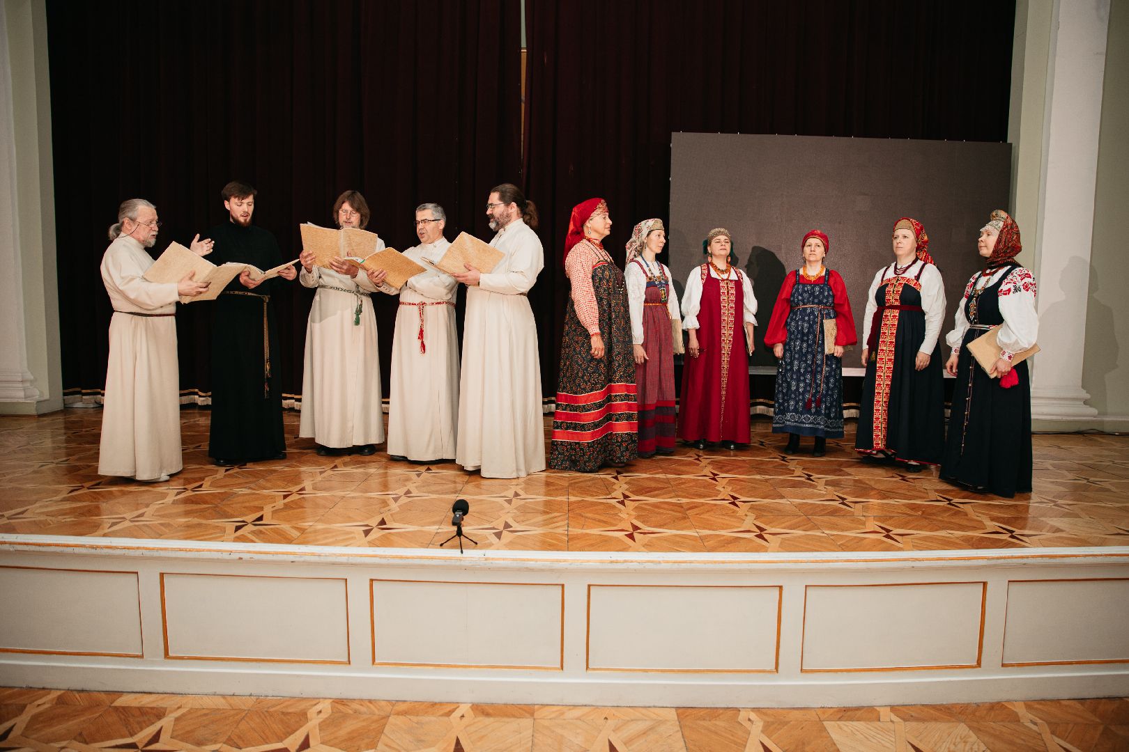 Звенигородский музей-заповедник, Российская академия живописи, ваяния и зодчества Ильи Глазунова, культура, наука, реставрация, Успенский собор на Городке