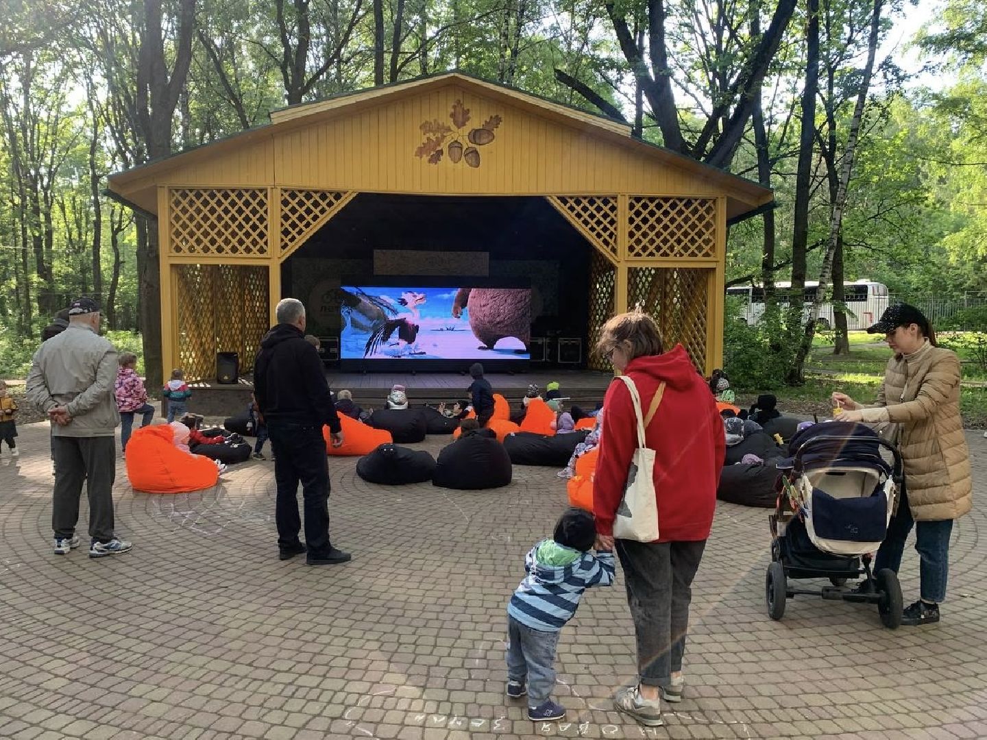 Химки, парк, культура, летний кинотеатр, кинопоказ, дети