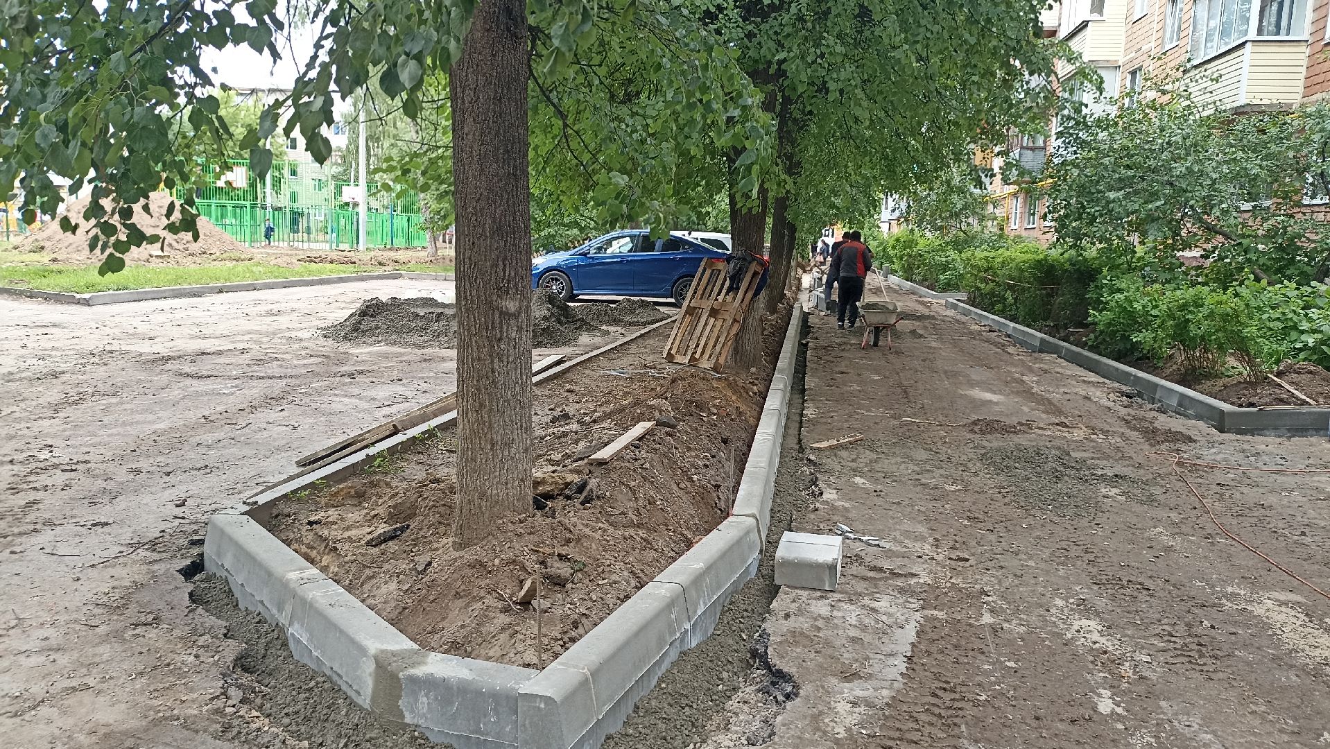 Серпухов, Подмосковье, благоустройство, бордюры, парковки, детскиеплощадки