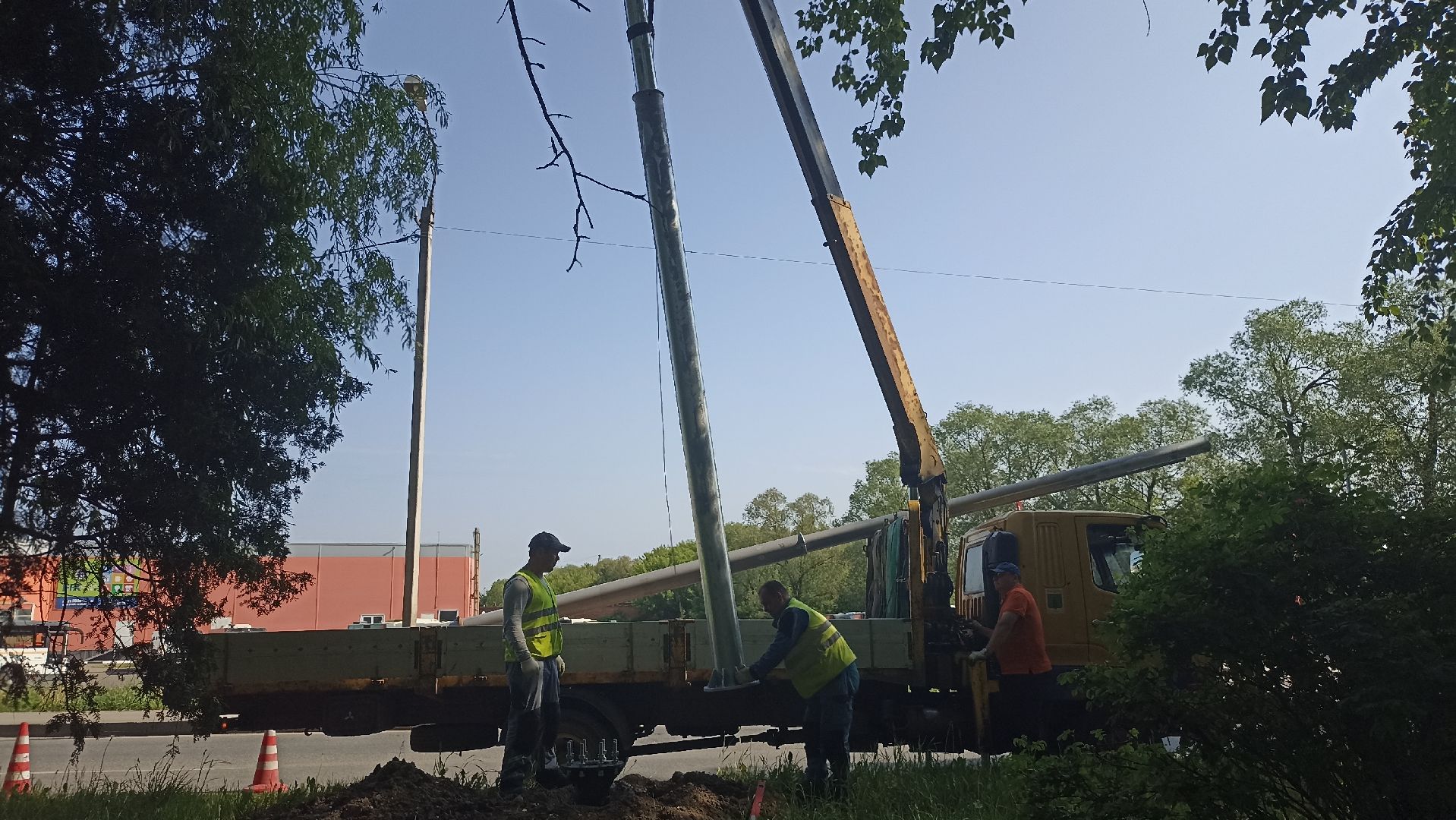 Серпухов, Подмосковье, благоустройство, освещение, опоры