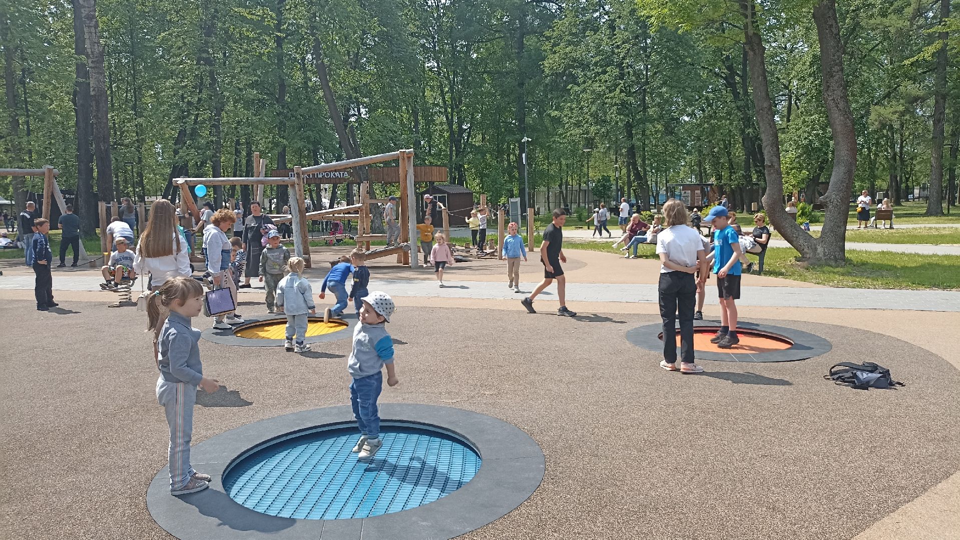 Серпухов, Подмосковье, дети, парк, лето, батуты