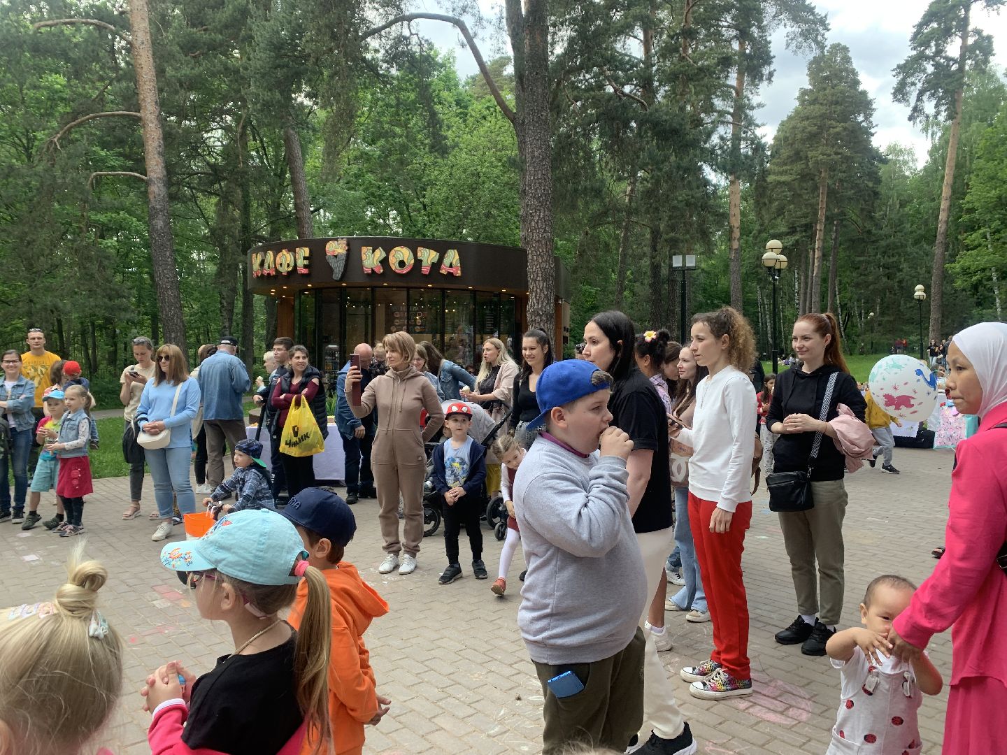 Дети, парки, лето в подмосковье,