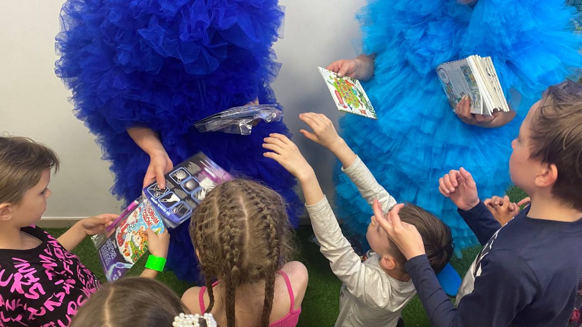 дети, доброе дело, машина,