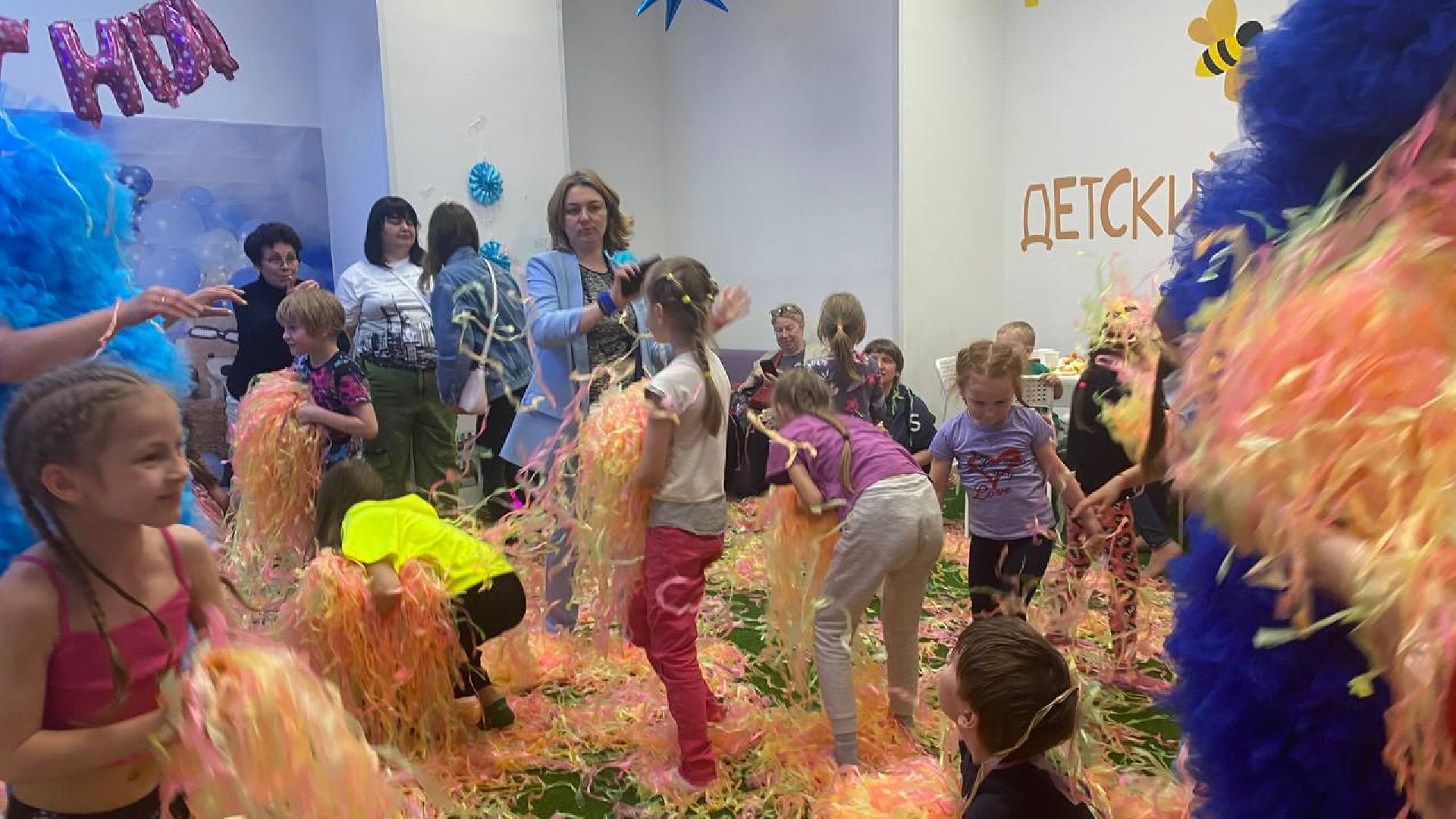 дети, доброе дело, машина,