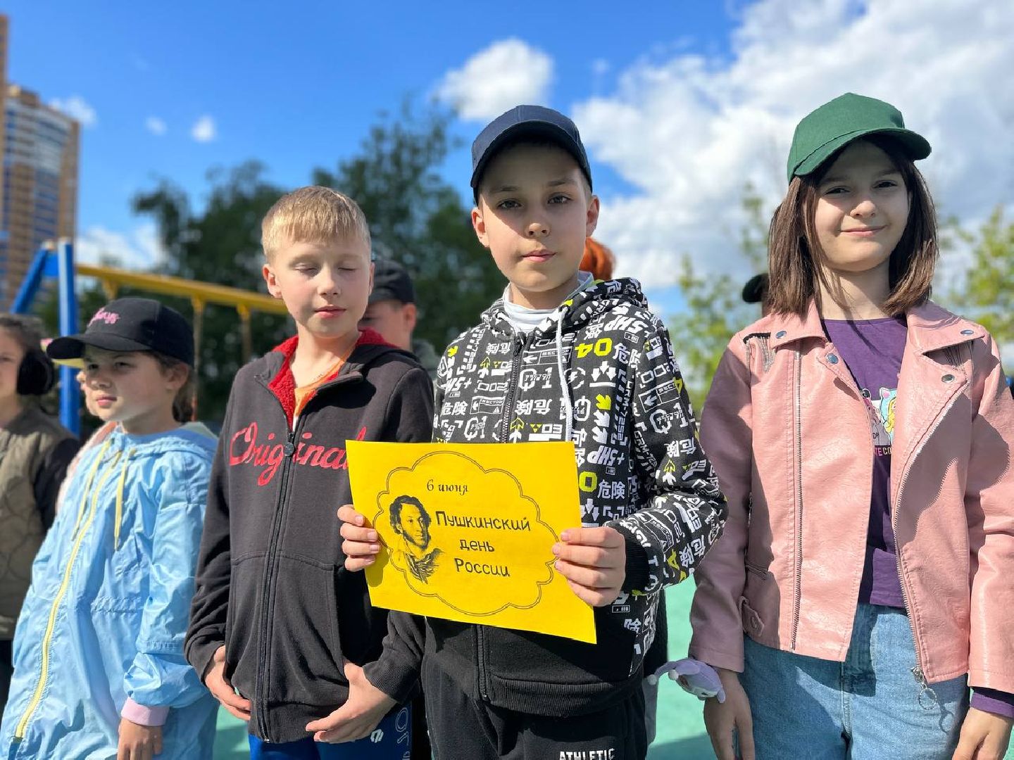 Реутов, образование, общество, Пушкин, поэзия