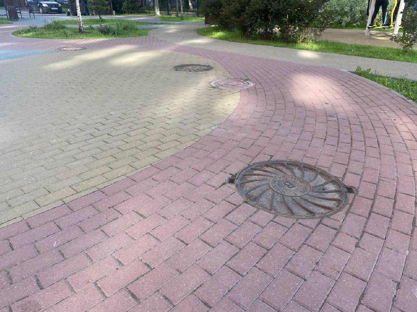 Химки, люки, водоканал