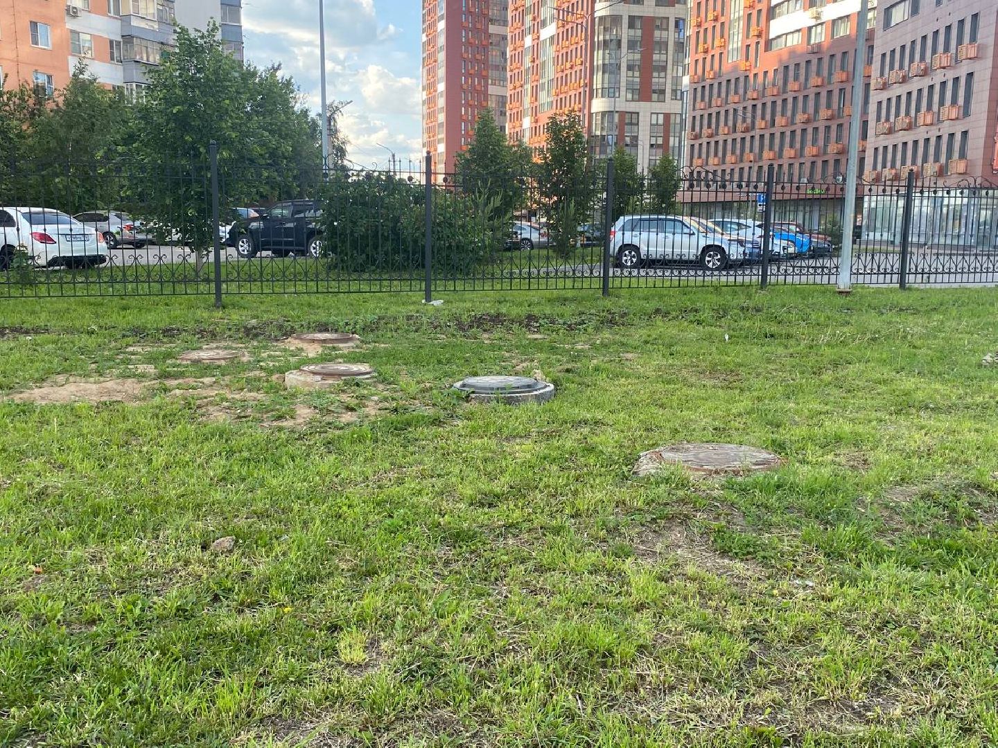 Химки, люки, водоканал