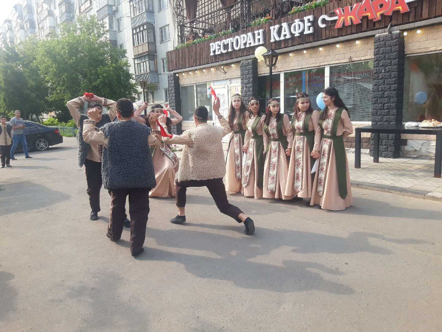 концерт, двор,