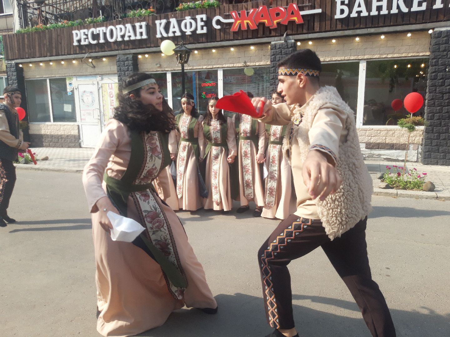 концерт, двор,