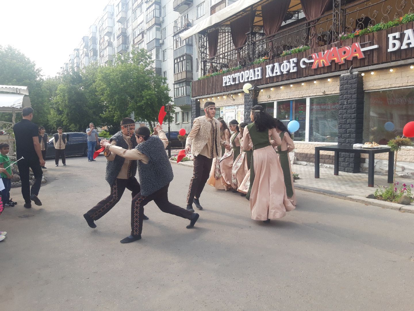 концерт, двор,