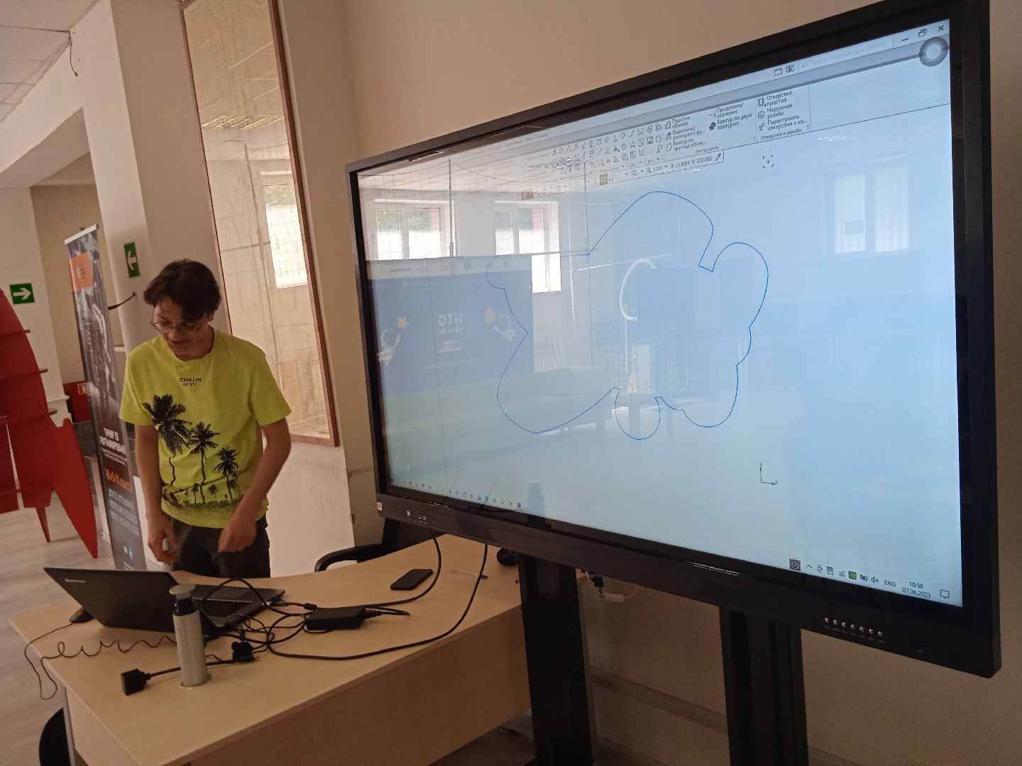 Умные, каникулы, моделирование, ЦМИТ, сувениры, Компас