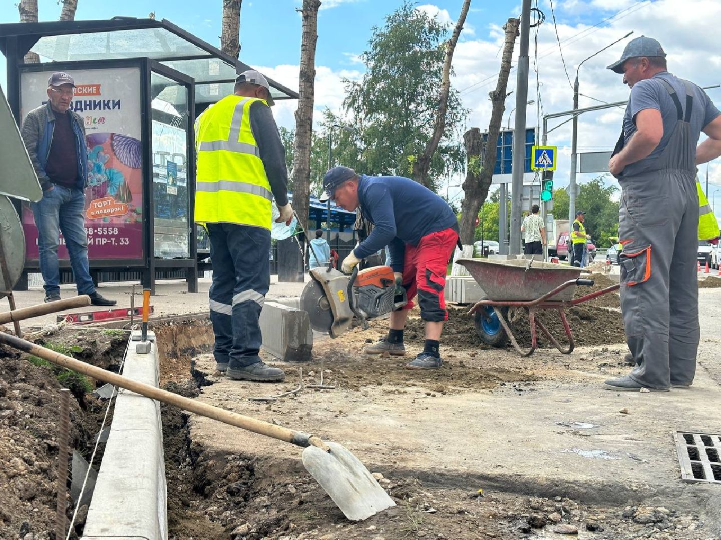 Реутов, дороги, ремонт, асфальт, бордюрный камень