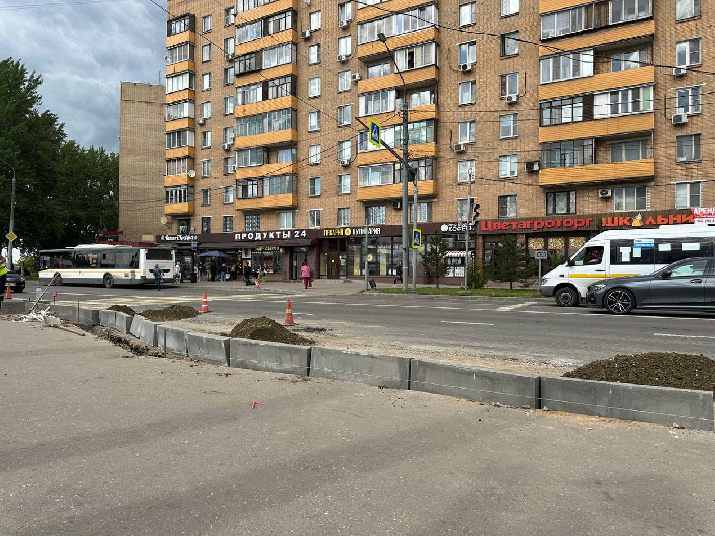 Реутов, дороги, ремонт, асфальт, бордюрный камень